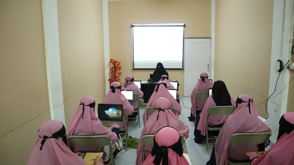Asrama & Fasilitas Cileungsi 4